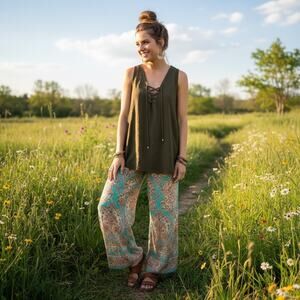 Miss Lili Sz 2x Olive Lace up Layering Tank Boho Festival RenFaire EUC